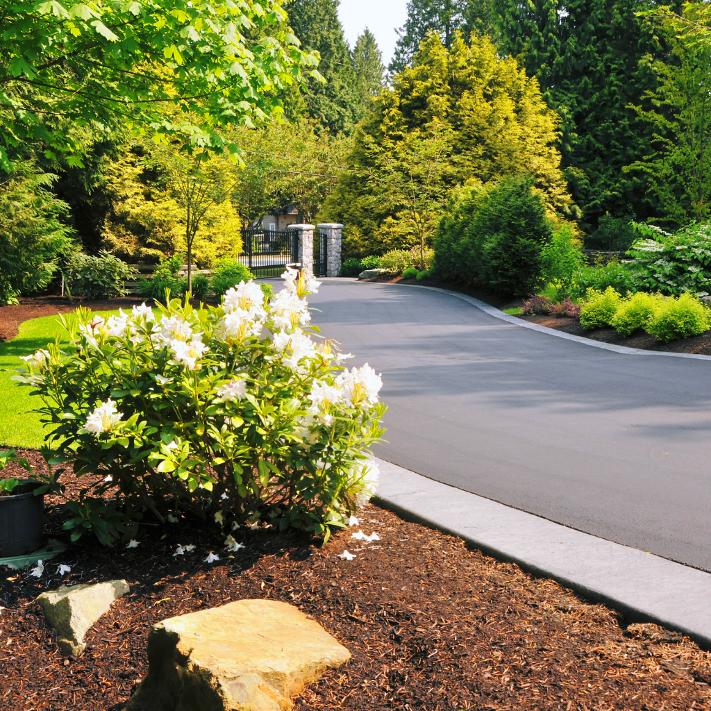 Low Cost Tarmac Paving by WCD Frodsham driveway company